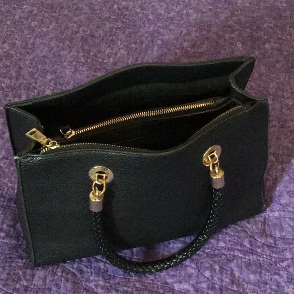 Large Black purse or handbag - Barely used
